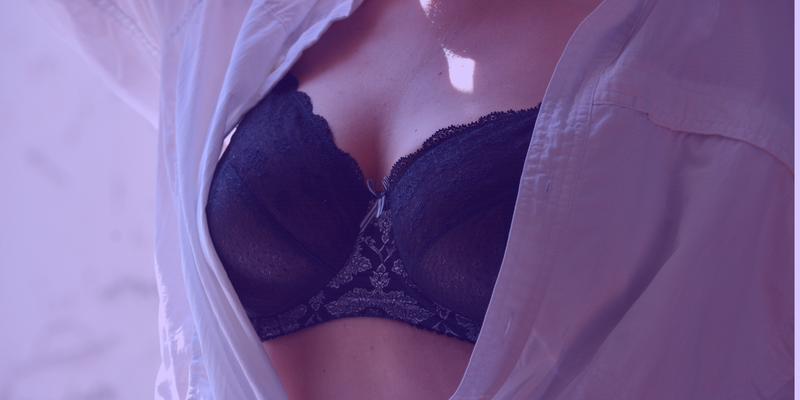 Grotere borsten tijdens de overgang? Zo merk je dat je in de menopauze bent