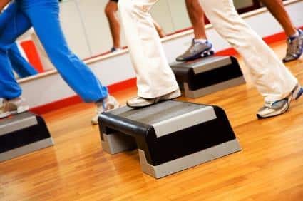 Step aerobic, de ideale sport voor een mooi figuur