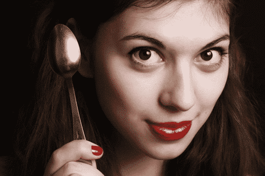 Een jongere huid door... een lepel?