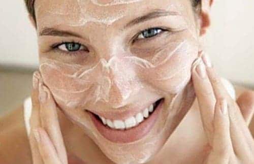 Waarom gebruik je best wekelijks een peeling? + DIY recepten