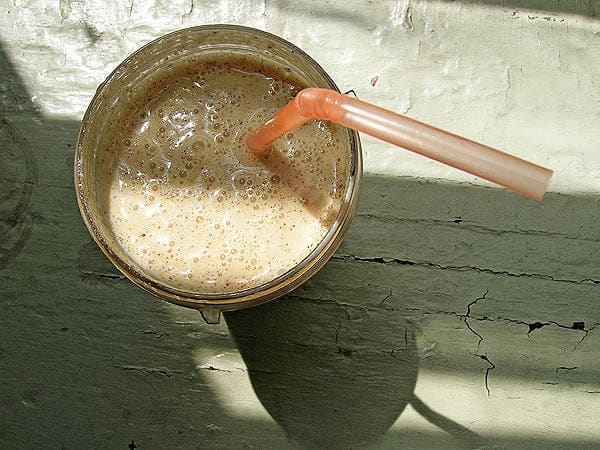 Amandel-gember smoothie voor een stralende huid
