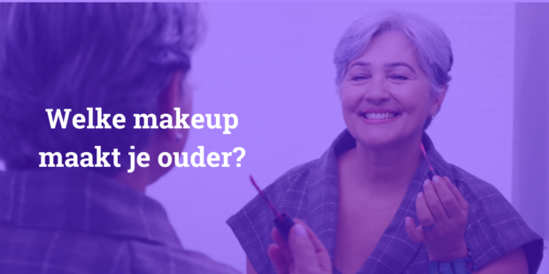 oudere vrouw die makeup aanbrengt. Teveel makeup maakt je ouder